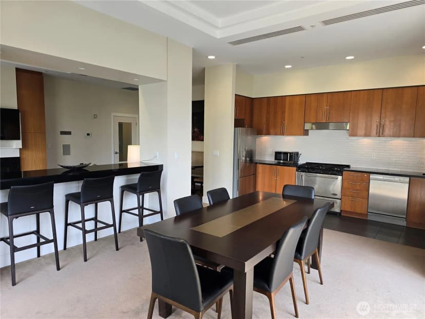 Property photo for 2721 1st Avenue #204, Seattle photo 28