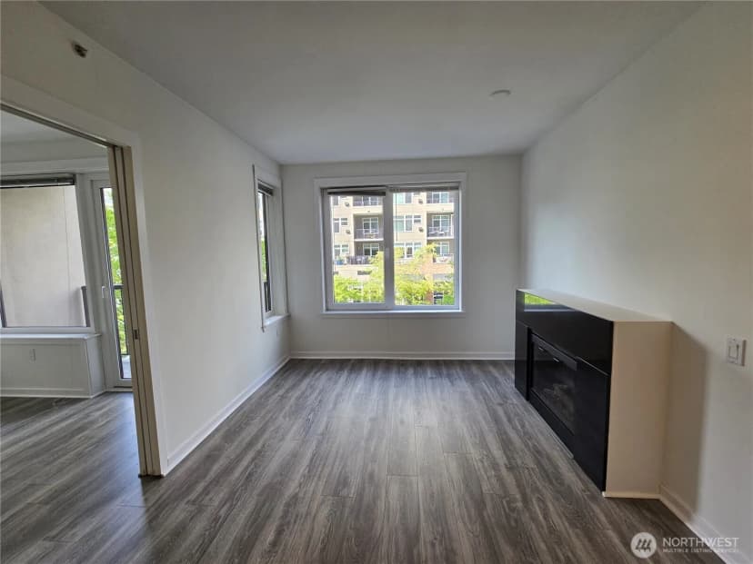 Property photo for 2721 1st Avenue #204, Seattle photo 11