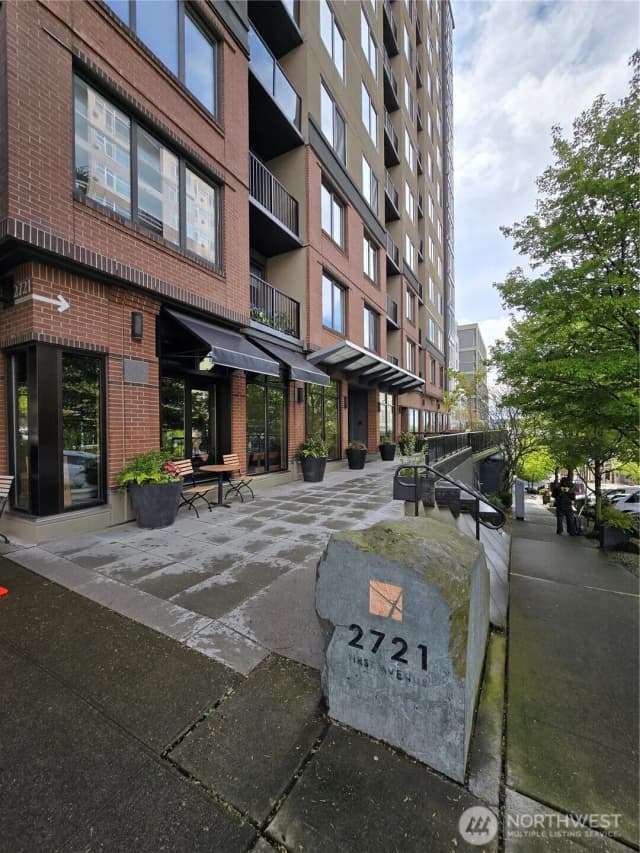 Property photo for 2721 1st Avenue #204, Seattle photo 2