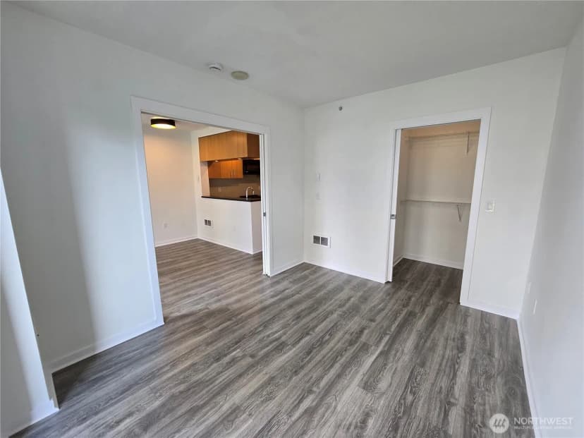 Property photo for 2721 1st Avenue #204, Seattle photo 3