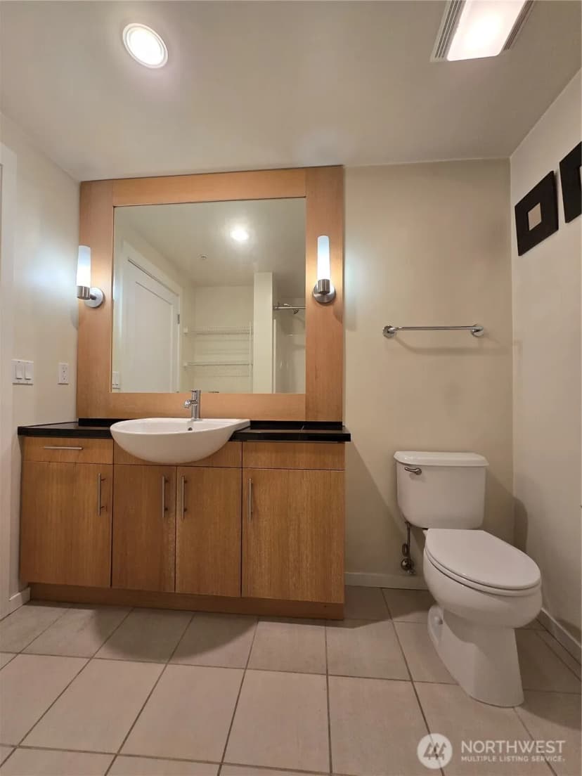 Property photo for 2721 1st Avenue #204, Seattle photo 21