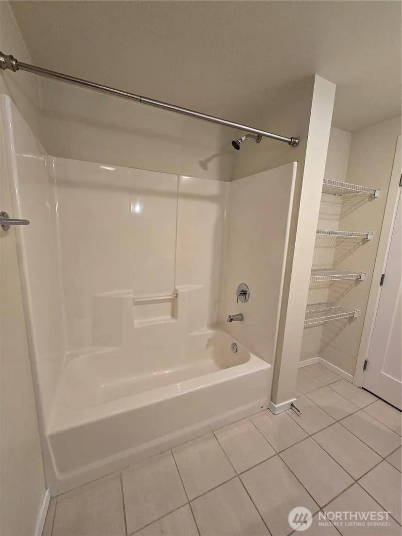 Property photo for 2721 1st Avenue #204, Seattle photo 23