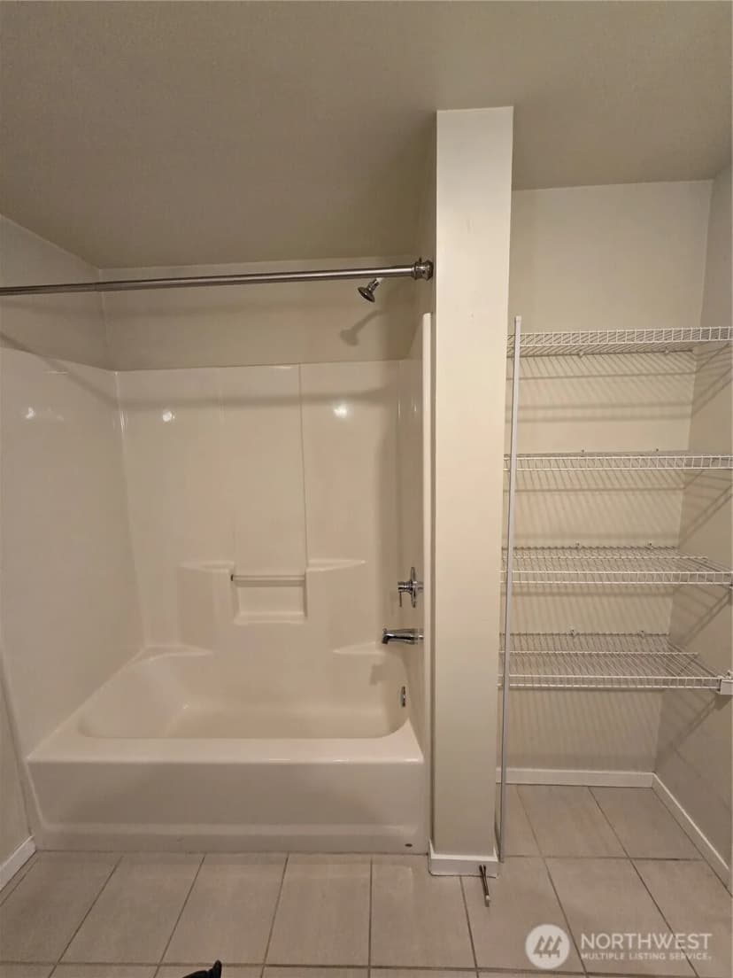 Property photo for 2721 1st Avenue #204, Seattle photo 24