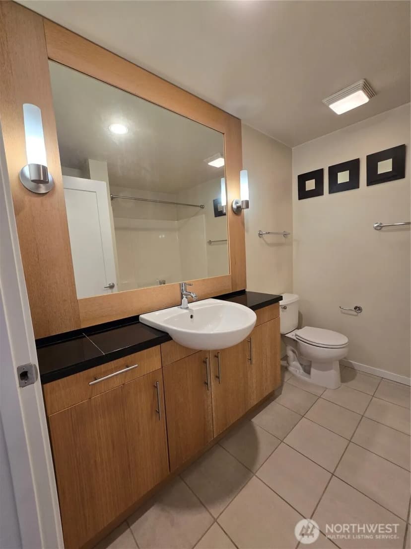 Property photo for 2721 1st Avenue #204, Seattle photo 22