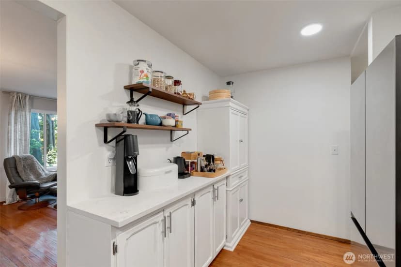 Property photo for 24830 12th Avenue S, Des Moines photo 12