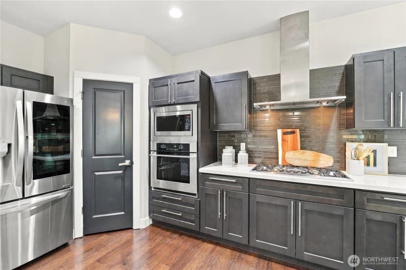 Property photo for 18021 33 Drive Se, Bothell photo 10