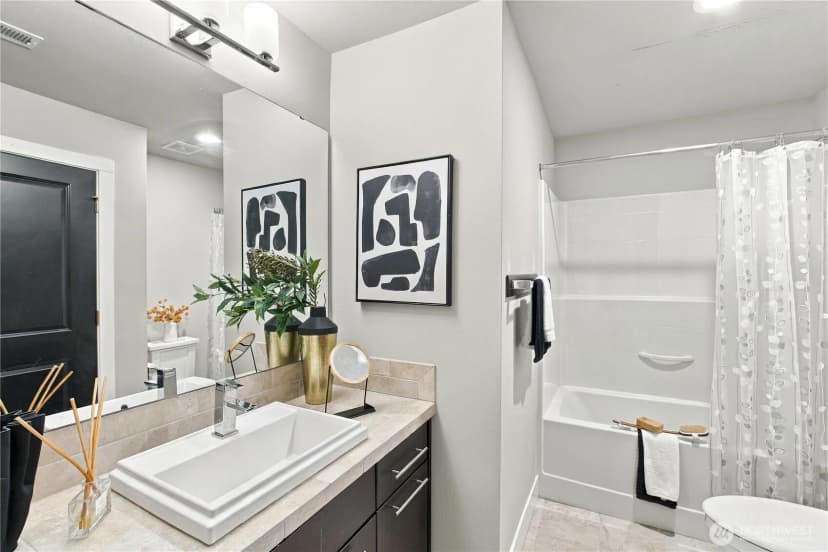 Property photo for 18021 33 Drive Se, Bothell photo 21