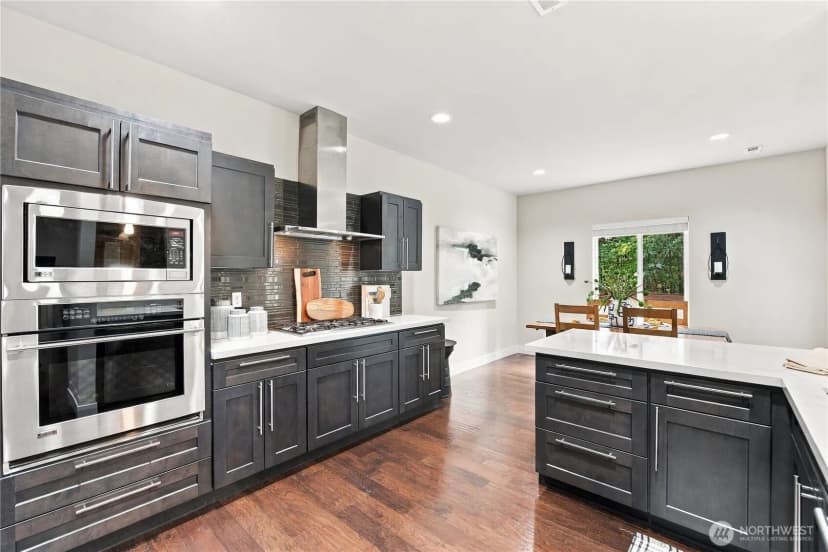 Property photo for 18021 33 Drive Se, Bothell photo 9