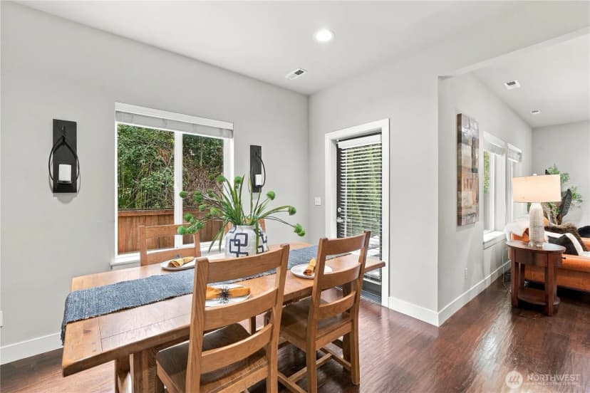 Property photo for 18021 33 Drive Se, Bothell photo 12