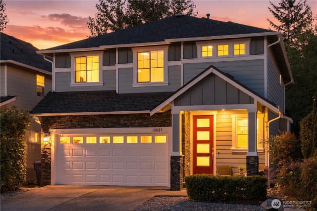 Property photo for 18021 33 Drive Se, Bothell photo 2