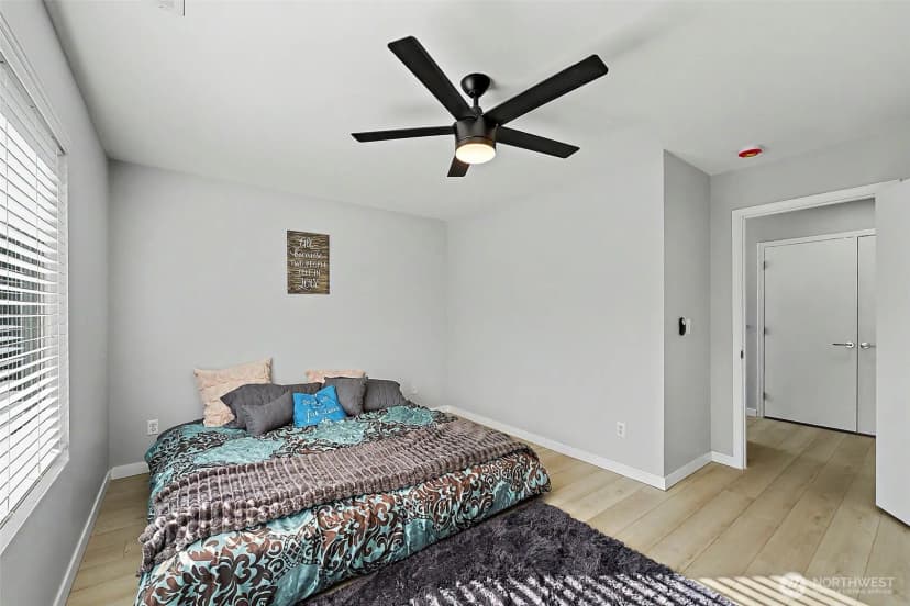 Property photo for 6242 71st Avenue Ct W, University Place photo 20