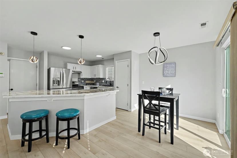 Property photo for 6242 71st Avenue Ct W, University Place photo 12