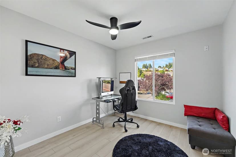 Property photo for 6242 71st Avenue Ct W, University Place photo 23