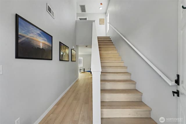 Property photo for 6242 71st Avenue Ct W, University Place photo 3