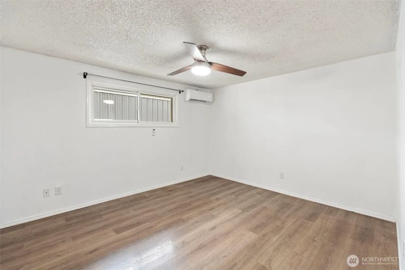 Property photo for 1003 E Street, Vader photo 20