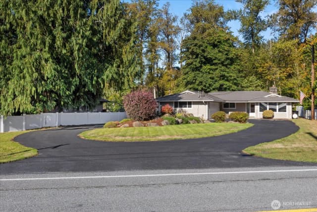 Property photo for 628 Russell Road, Snohomish photo 3