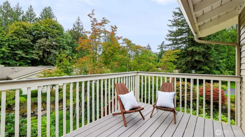 Property photo for 10403 Ne 115th Place #l46, Kirkland photo 13