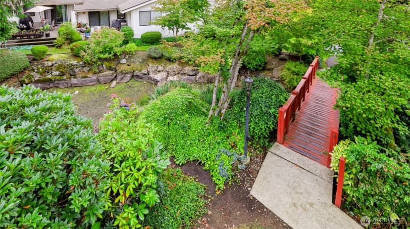 Property photo for 10403 Ne 115th Place #l46, Kirkland photo 22