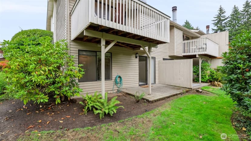 Property photo for 10403 Ne 115th Place #l46, Kirkland photo 19
