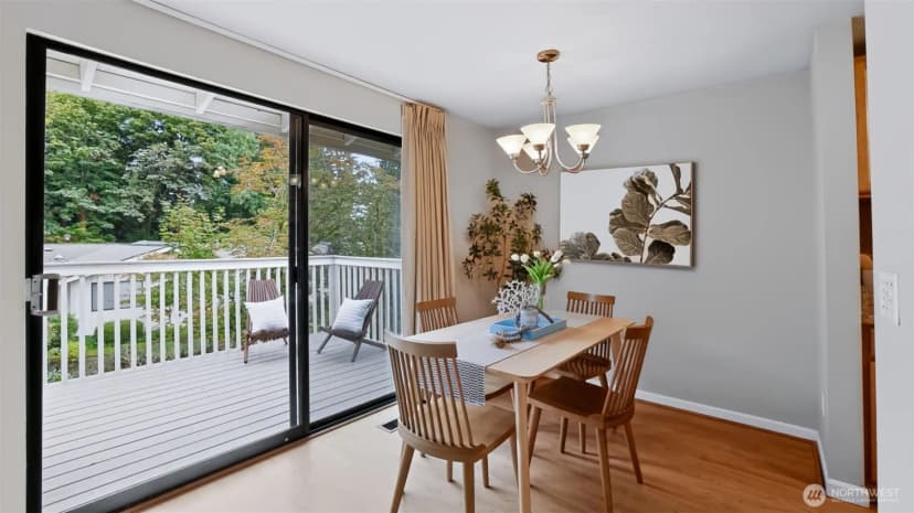 Property photo for 10403 Ne 115th Place #l46, Kirkland photo 6