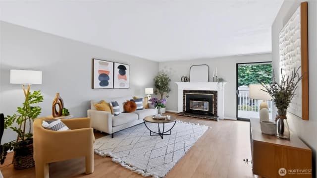 Property photo for 10403 Ne 115th Place #l46, Kirkland photo 3
