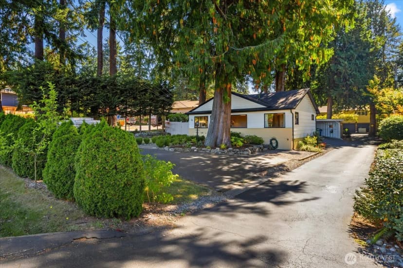 Property photo for 825 Nw 180th Street, Shoreline photo 22