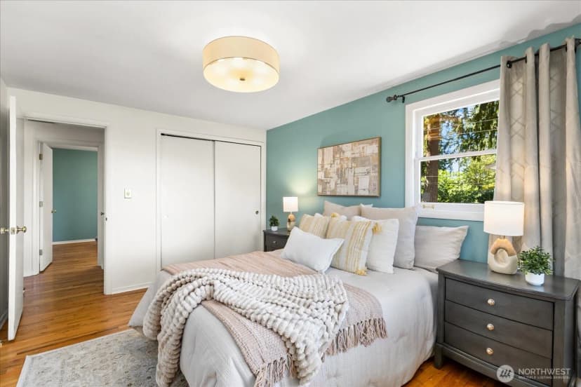 Property photo for 825 Nw 180th Street, Shoreline photo 17