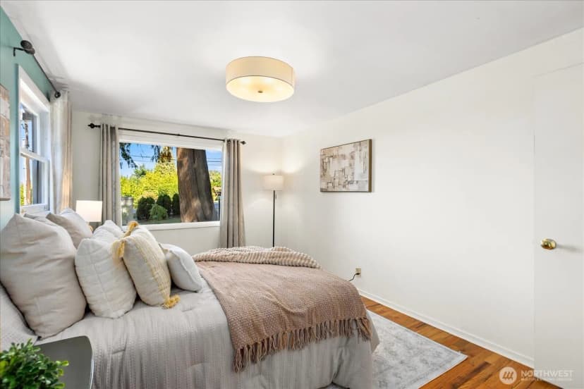 Property photo for 825 Nw 180th Street, Shoreline photo 16