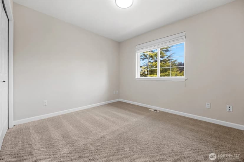 Property photo for 5226 Narbeck Avenue, Everett photo 24
