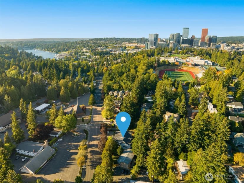 Property photo for 1102 Bellevue Way Se #2, Bellevue photo 28