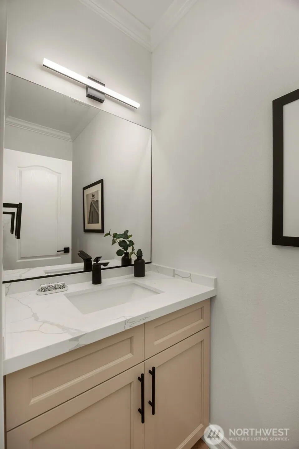 Property photo for 1102 Bellevue Way Se #2, Bellevue photo 14