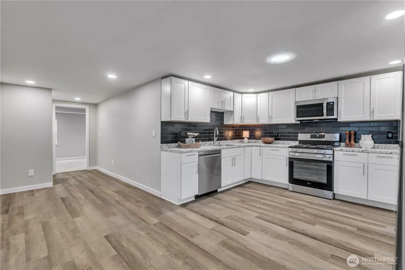 Property photo for 14322 Admiralty Way #27, Lynnwood photo 8