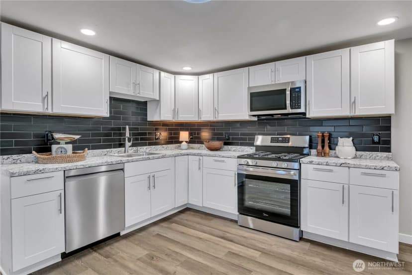 Property photo for 14322 Admiralty Way #27, Lynnwood photo 9