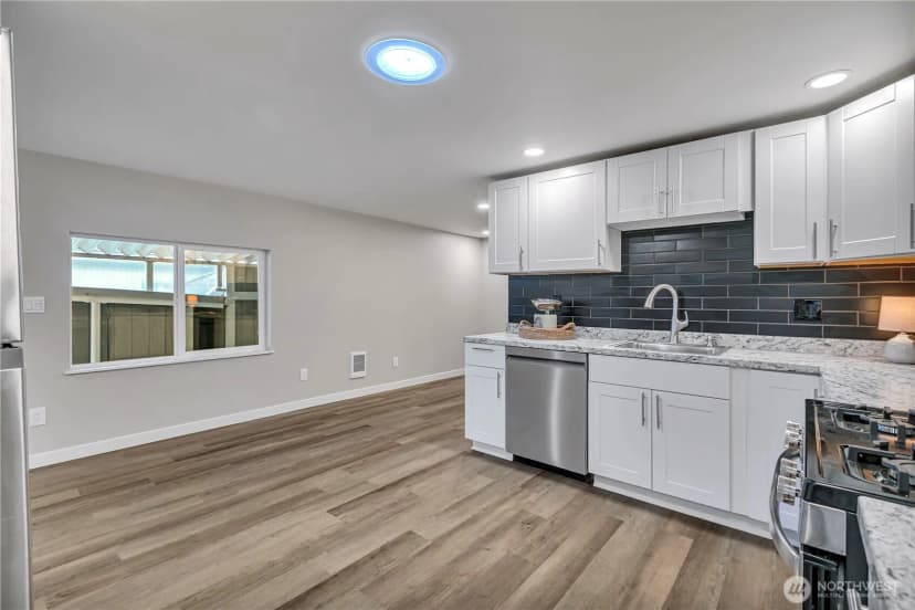 Property photo for 14322 Admiralty Way #27, Lynnwood photo 12
