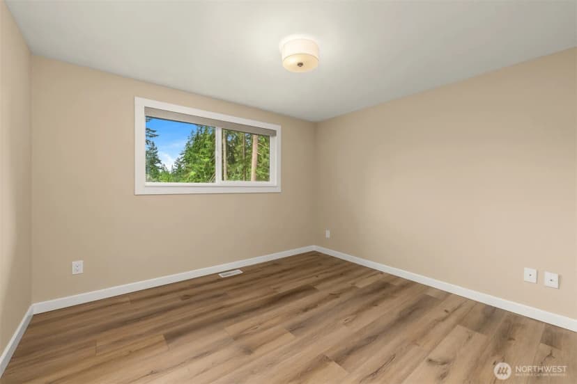 Property photo for 212 143rd Street Se, Lynnwood photo 17