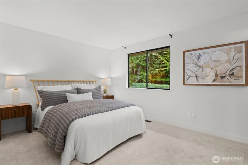 Property photo for 21803 Ne 17th Court, Sammamish photo 14