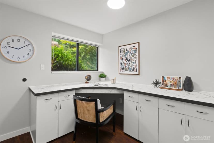 Property photo for 21803 Ne 17th Court, Sammamish photo 20