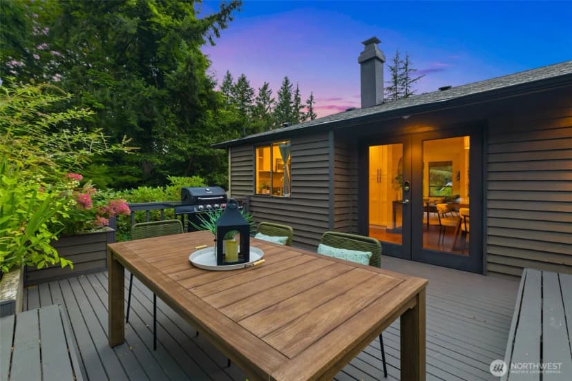 Property photo for 21803 Ne 17th Court, Sammamish photo 11
