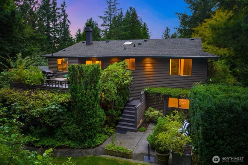 Property photo for 21803 Ne 17th Court, Sammamish photo 27