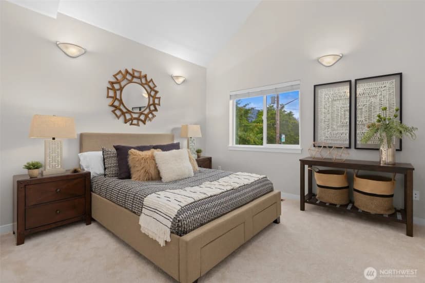 Property photo for 221 1st Place Ne, Issaquah photo 9