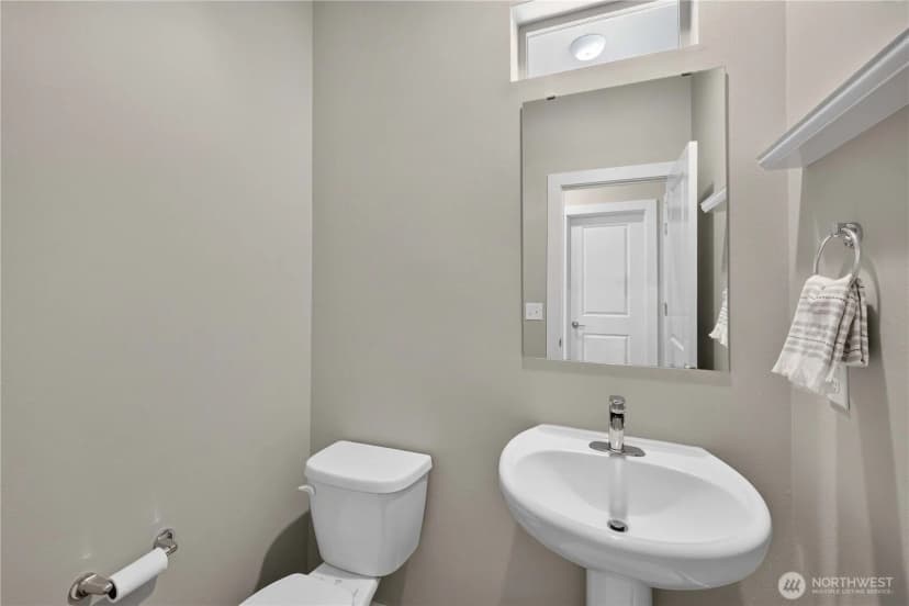Property photo for 22437 Se 283rd Street, Maple Valley photo 14