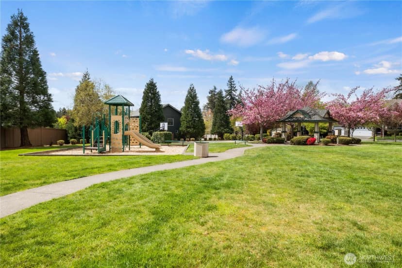 Property photo for 22437 Se 283rd Street, Maple Valley photo 39