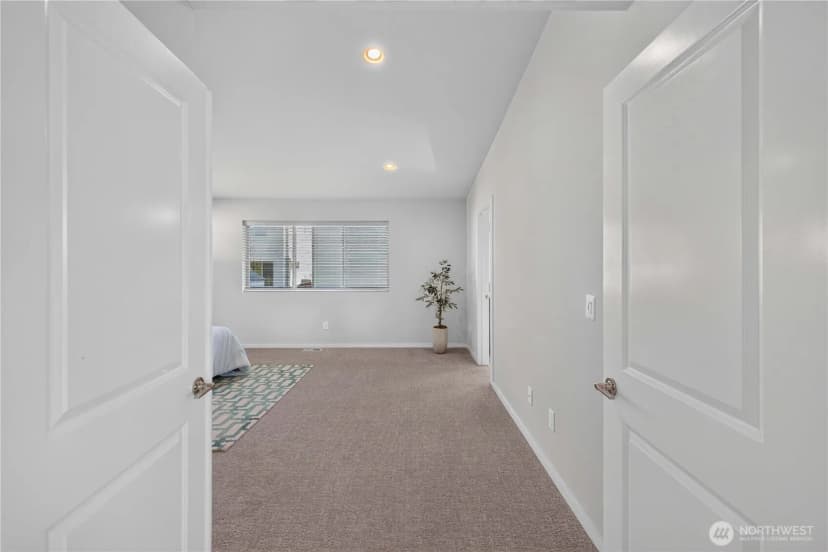 Property photo for 22437 Se 283rd Street, Maple Valley photo 15