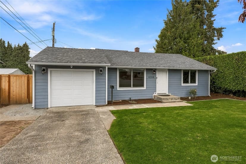 Property photo for 4314 N Highland Avenue, Tacoma photo 2