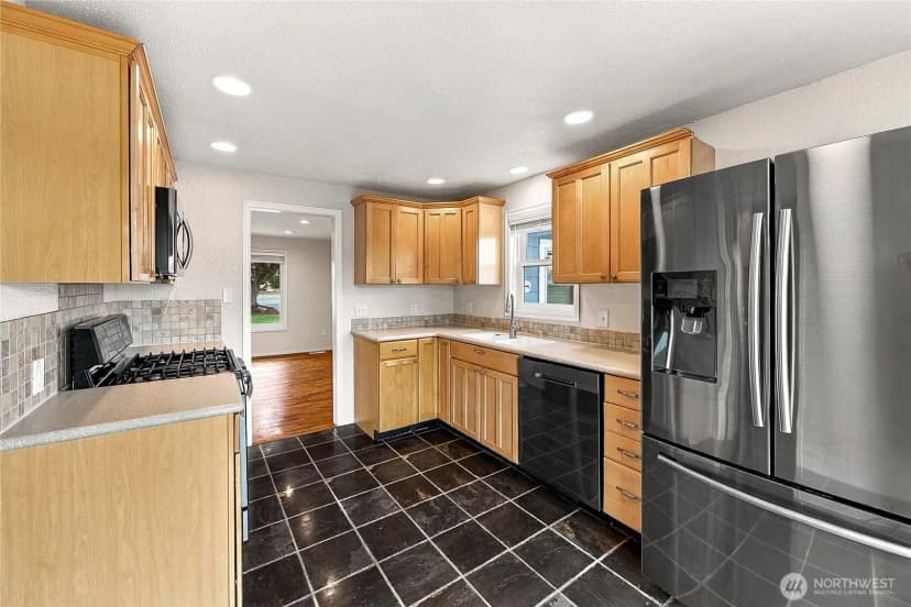 Property photo for 4314 N Highland Avenue, Tacoma photo 16