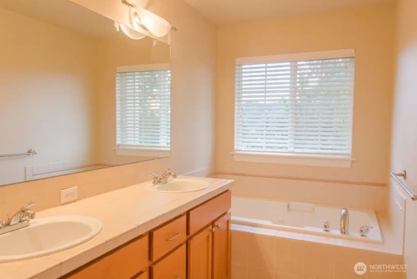 Property photo for 24036 39th Lane Se, Bothell photo 25