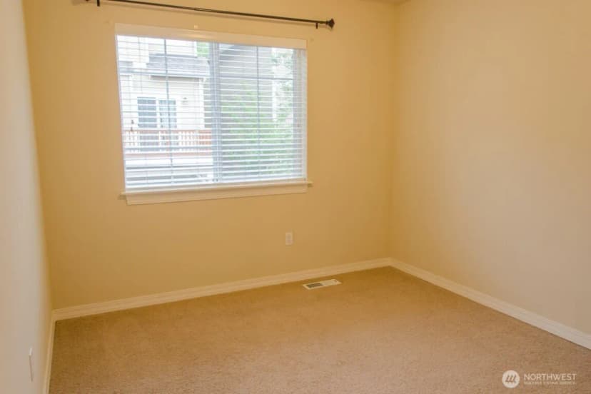 Property photo for 24036 39th Lane Se, Bothell photo 17