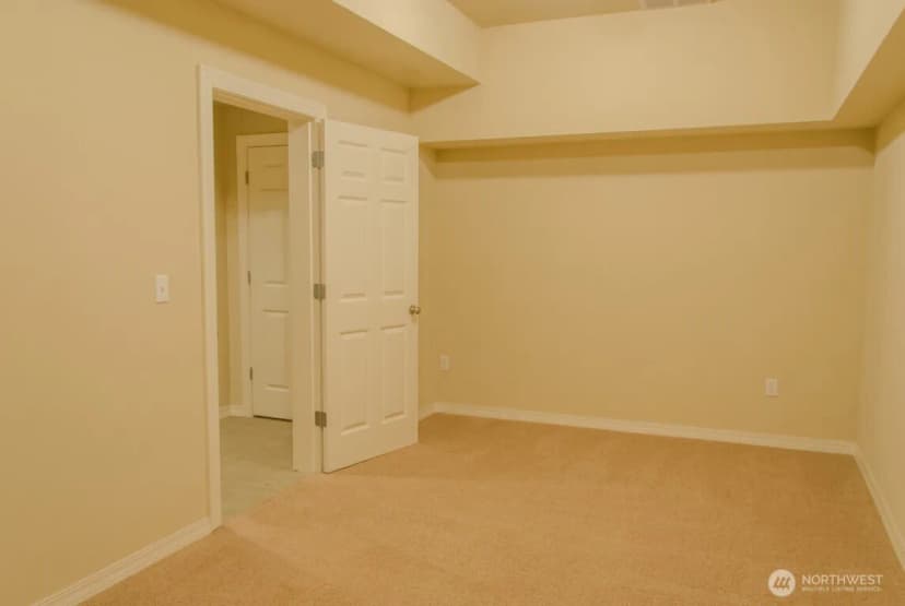 Property photo for 24036 39th Lane Se, Bothell photo 28