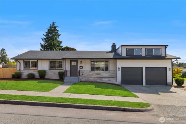 Property photo for 1712 S 76th Street, Tacoma photo 2