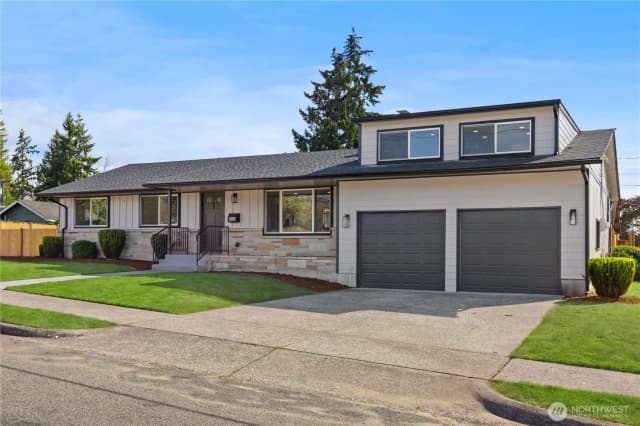 Property photo for 1712 S 76th Street, Tacoma photo 3